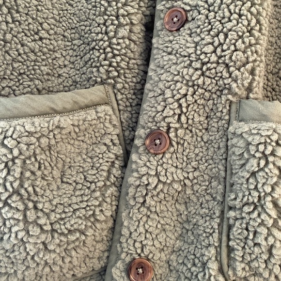 J.Crew Green Teddy Sherpa Jacket - Picture 2 of 4